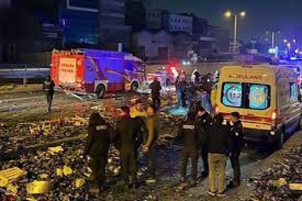 Ankara'da tır çarpması sonucu 2 yaralı