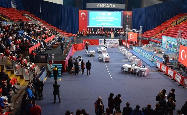 Gençler Kulüpler Türkiye Halter Şampiyonası sona erdi