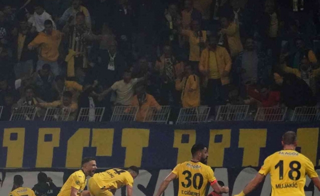 Kasımpaşa MKE Ankaragücü maçında gerginlik