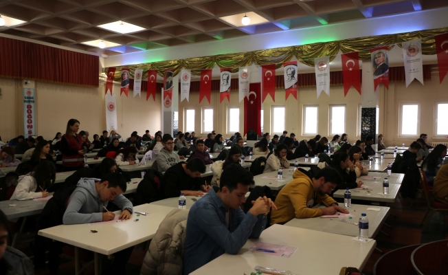 Elmadağ Belediyesi, Öğrencilerin İçin Ücretsiz TYT Denemesi Yaptı