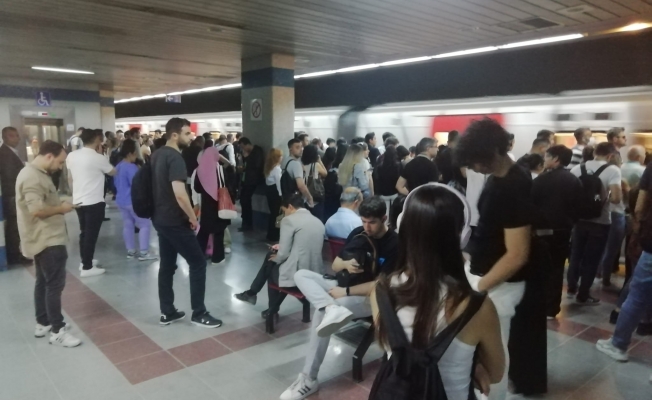 Ankara Metrosu Yavaş, Yavaş Çöküyor