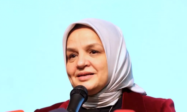 AK Parti'li Keşir: “Kadın hakları hiçbir ideolojinin aparatı değildir, olamaz“
