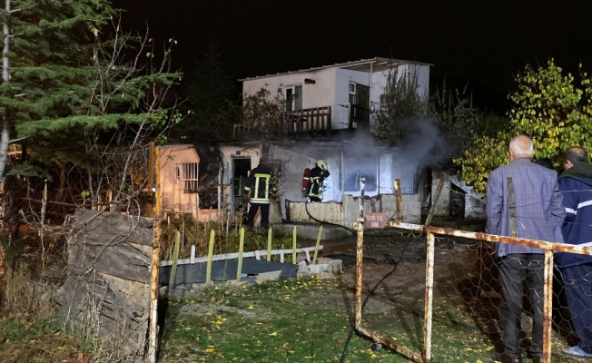 Kayseri'de bir evde çıkan yangın söndürüldü