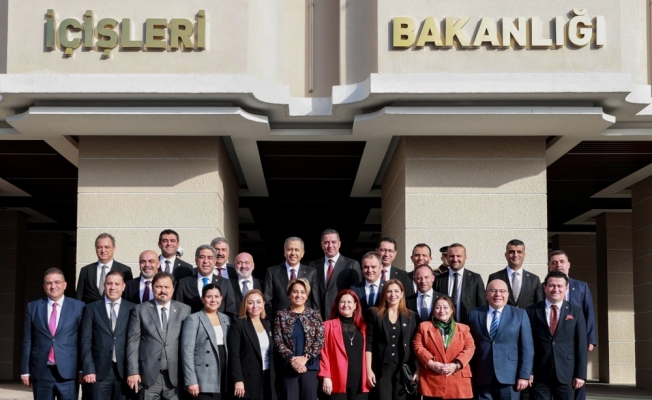 İçişleri Bakanı Yerlikaya, Türkiye Barolar Birliği heyetini kabul etti