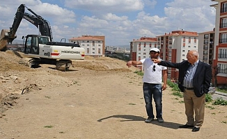 Başkan Fethi Yaşar Yenimahalle'de denetime çıktı