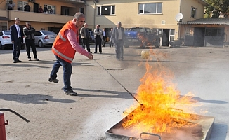 Mamak'ta Belediye Çalışanlarına Yangın Tatbikatı