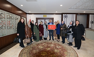 Akyurt Belediyesi'ne Kadınlardan Ziyaret!
