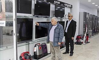 Ankara'da iş yerindeki hırsızlık güvenlik kamerasında