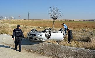 Konya'da otomobil şarampole devrildi: 4 yaralı