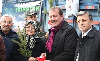 Karacan'dan  "Ağaç Kesme Fidan Dik" kampanyasına destek