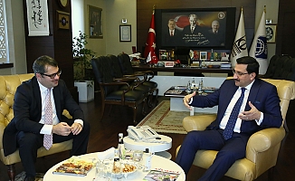 Yeni Büyükelçiden Mustafa Ak'a ziyaret