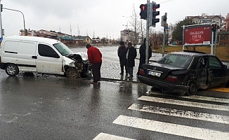 Çankaya'da Trafik Kazası!