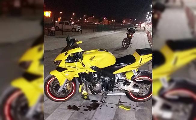 Konya'da bariyere çarpan motosikletli öldü