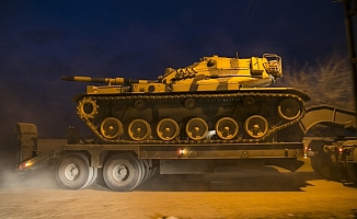 Sınıra gönderilen tanklar Reyhanlı'ya ulaştı