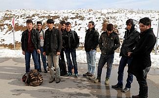 Sivas'ta 14 yabancı uyruklu yakalandı