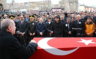 Afrin şehidi teğmeni Cumhurbaşkanı Erdoğan ve 20 bin kişi uğurladı