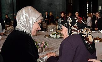 Emine Erdoğan'dan, kadınlara 