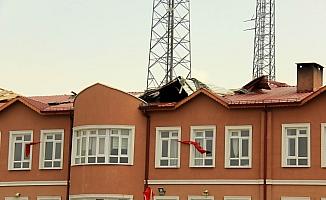 GÜNCELLEME - Sivas'ta şiddetli rüzgar