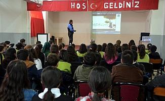Kırşehir'de 113 okulda güvenli eğitim seminerleri