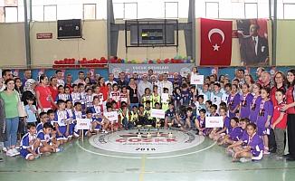 Çocuk Oyunları Mendil Kapmaca Türkiye Şampiyonası