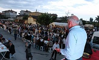 Karaman Belediyesi iftarda 10 bin kişiyi ağırladı