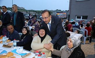 Nevşehir'de mahalle sakinleri iftarda buluştu