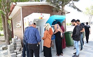 Sivas'ta duraklara kent kart dolum makinesi yerleştirilecek