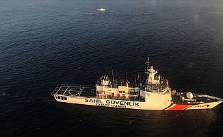 Antalya açıklarında göçmenleri taşıyan sürat teknesi battı: 6'sı çocuk 9 ölü