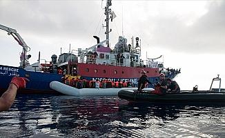 İtalya'dan göçmenleri kurtaranlara tutuklama tehdidi