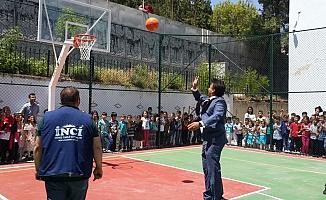Karakeçili Belediyesi'nden öğrencilere çok amaçlı spor sahası