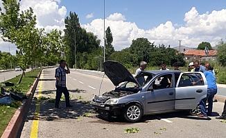 Kırşehir'de otomobil devrildi: 5 yaralı