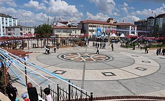 Sivas'ta 15 Temmuz Şehitler Meydanı açıldı