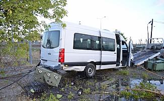 Aksaray'da trafik kazası: 16 yaralı