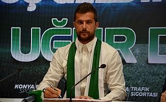 Atiker Konyaspor, Uğur Demirok ile sözleşme imzaladı