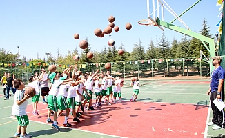 Çankaya'da çocuklar tatili sporla geçirdi