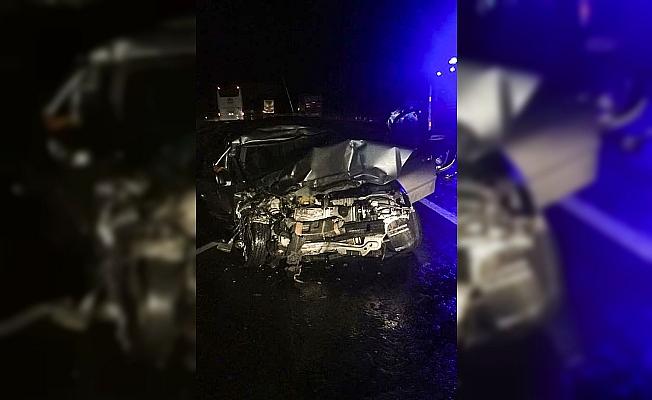 GÜNCELLEME - Tıra çarpan otomobildeki 2 asker hayatını kaybetti