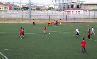 Kur'an kursu öğrencileri için futbol turnuvası