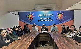 Ak Parti Seydişehir Kadın Kolları yeni yönetimi belirlendi