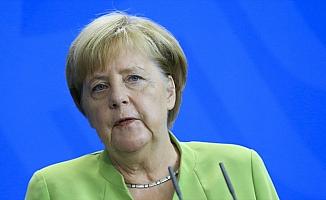 Angela Merkel: Türkiye ekonomisinin güçlü olması Almanya için önemli