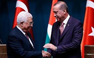 Cumhurbaşkanı Erdoğan, Mahmud Abbas ile telefonda görüştü