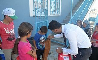 Yozgat'ta 500 çocuğa bayramlık kıyafet dağıtıldı
