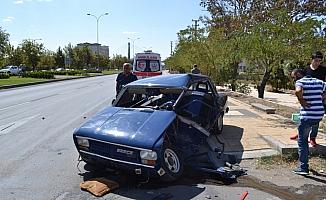 Aksaray'da iki otomobil çarpıştı: 1 ölü