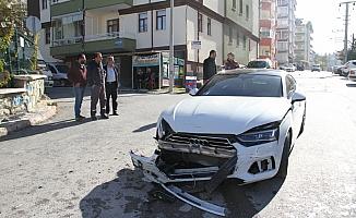 Beyşehir'de trafik kazası: 5 yaralı