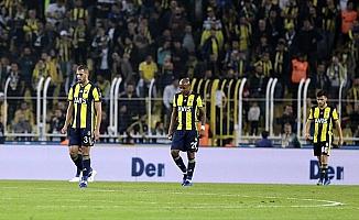 Fenerbahçe galibiyeti unuttu