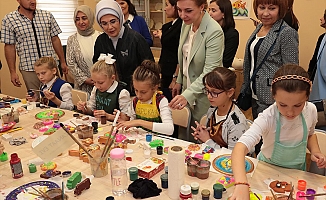 Gagauzya'ya yapılan Gençlik Merkezi Emine Erdoğan tarafından açıldı