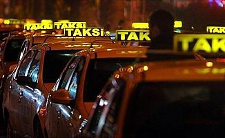 İstanbul Valiliği ticari taksi sürücülerini uyardı