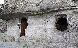 Kaya evlerde 3 bin 200 yıl öncesine yolculuk