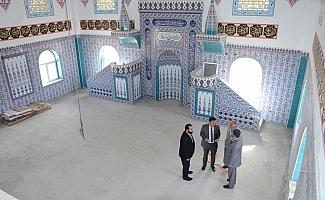 Müftü Kandemir, cami inşaatını inceledi