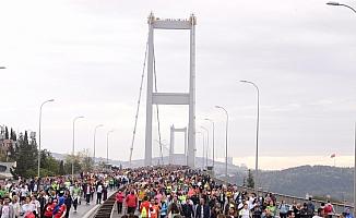 Şampiyonlar, Vodafone 40. İstanbul Maratonu’nda yarışacak