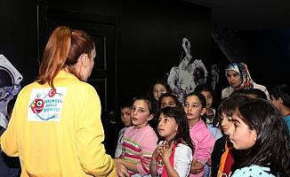 Evrensel Değerler Çocuk Müzesi’nde çocuk hakları eğitimi verildi